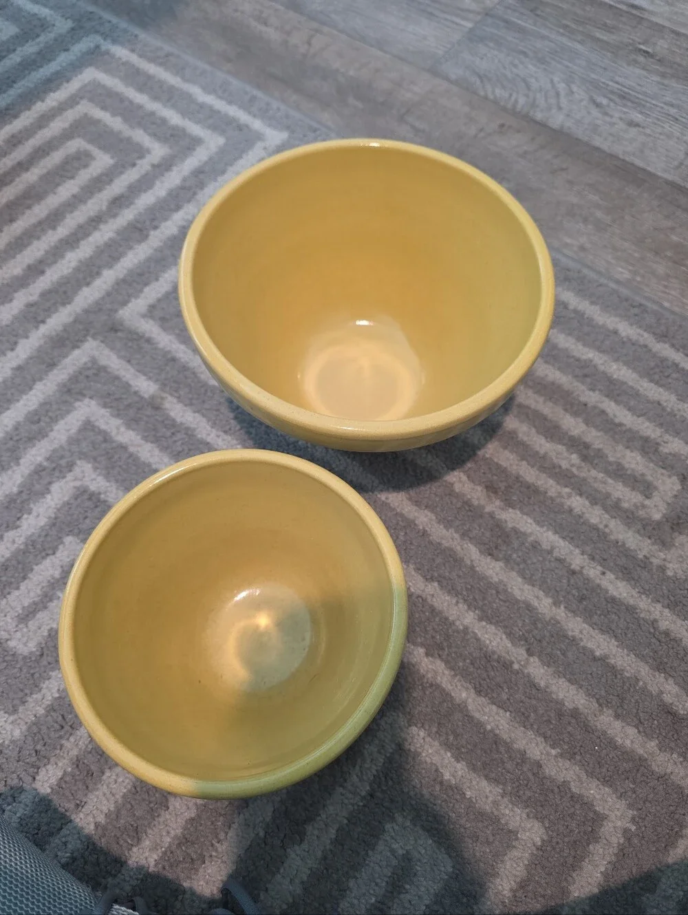 Robinson Ransbottom Pottery Company Set Of Bowls